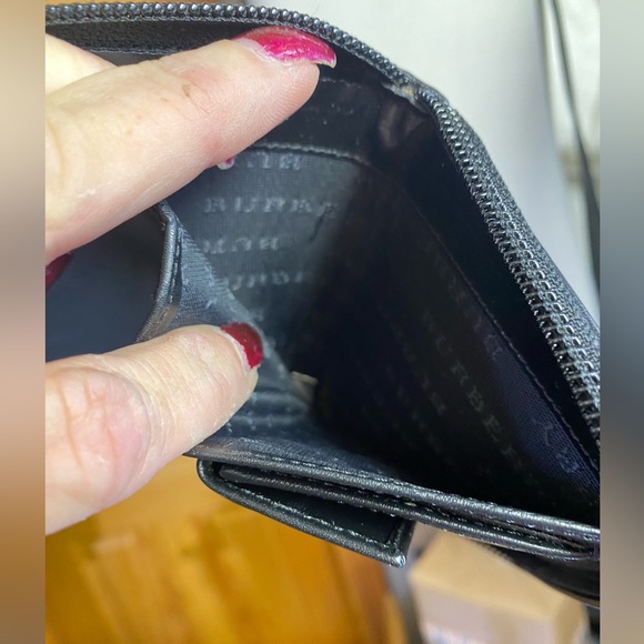 Burberry Nova Check Zippy wallet, NEVER USED! PVC/Black Leather, Made in Italy🔥 - Picture 6 of 8